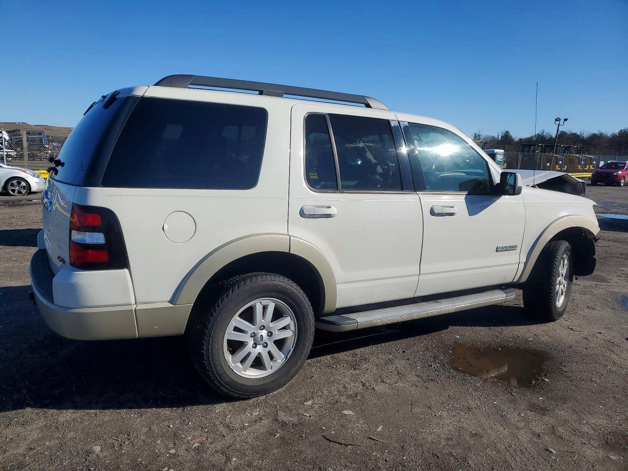 2008 Ford Explorer - Image 3