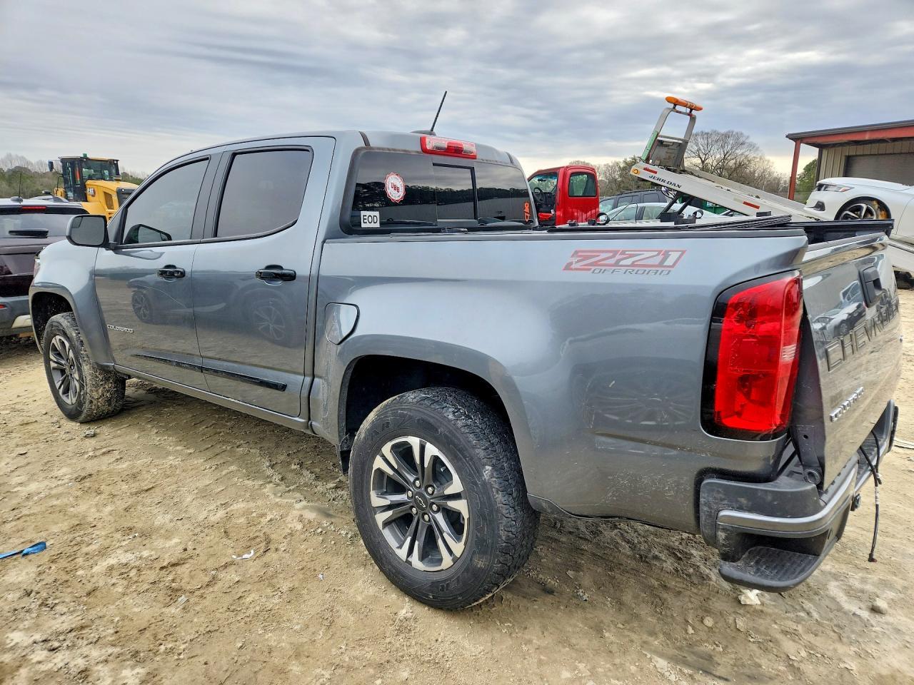 2022 Chevrolet Colorado Z71 - Image 2