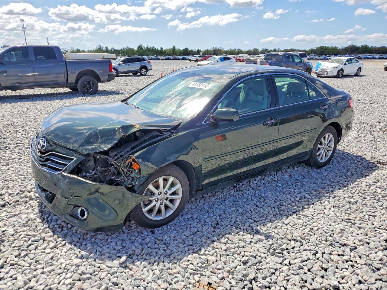 2011 Toyota Camry Xle V6