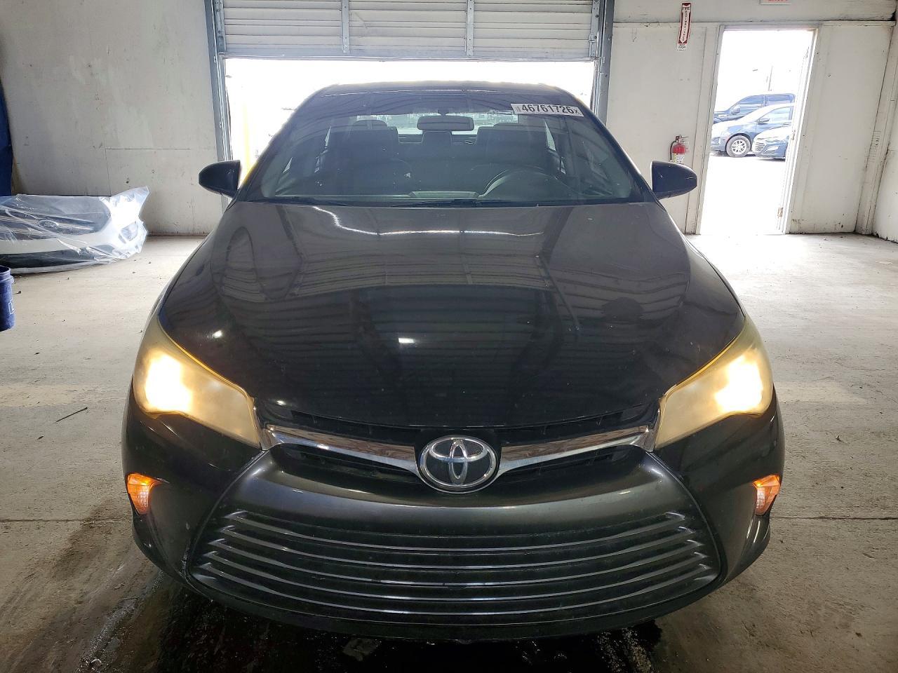 2016 Toyota Camry Le - Фото 5