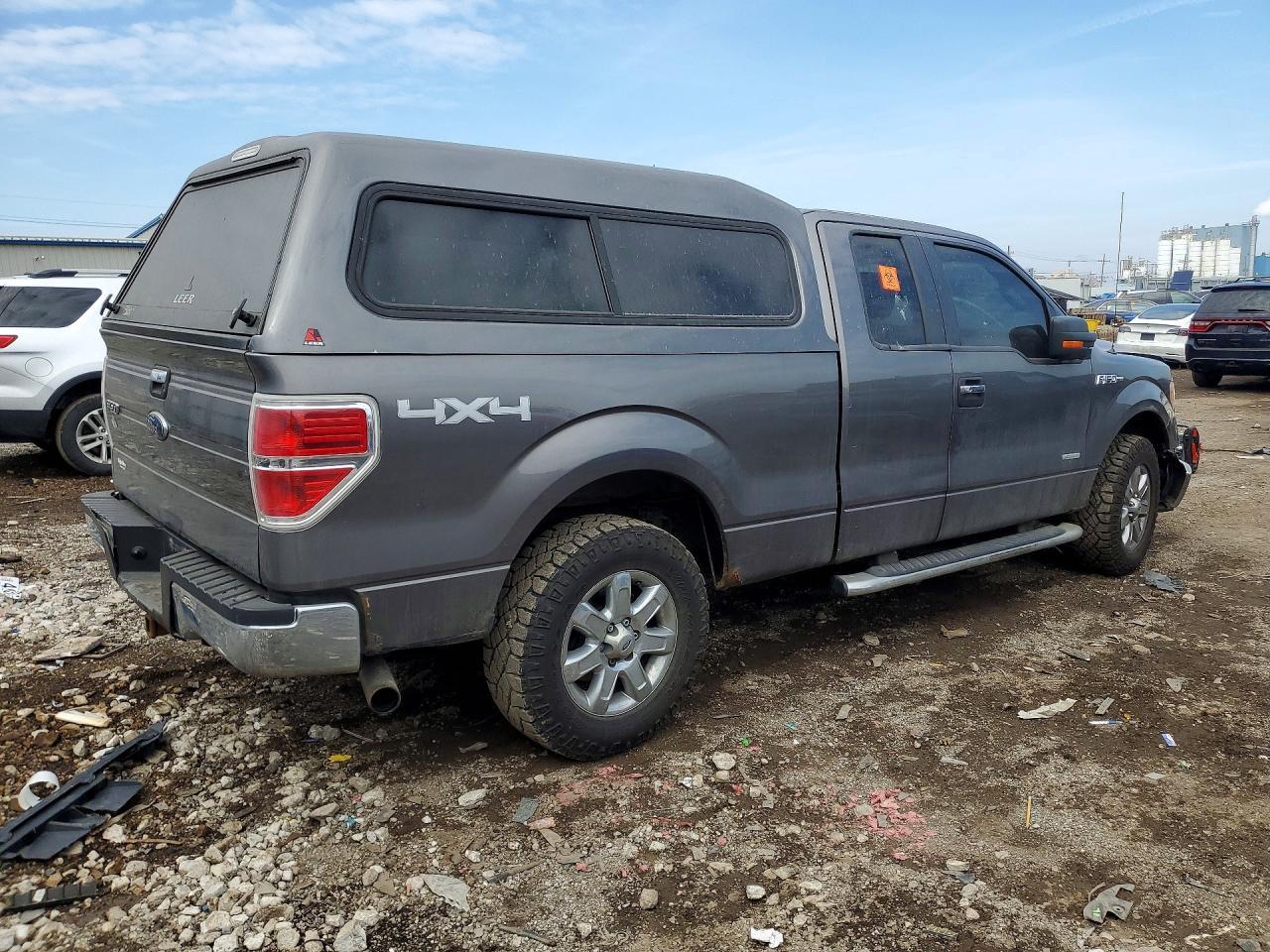 2013 Ford F150 Super Cab - Image 3