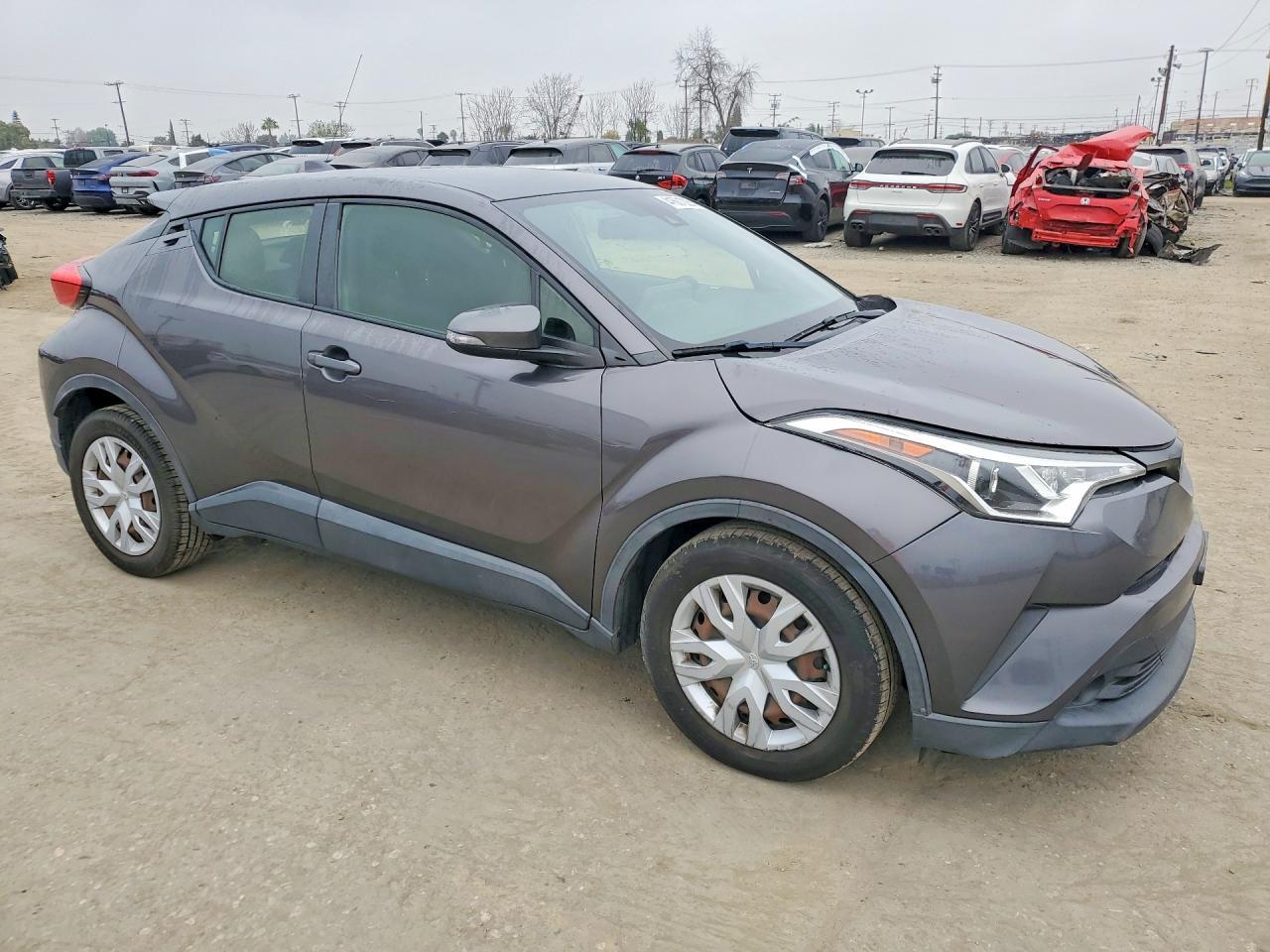 2019 Toyota C-Hr Le - Фото 4