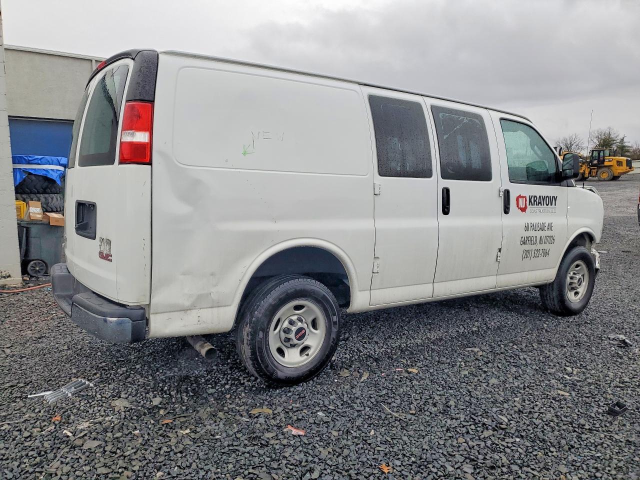 2023 GMC Savana G2500 - Image 3