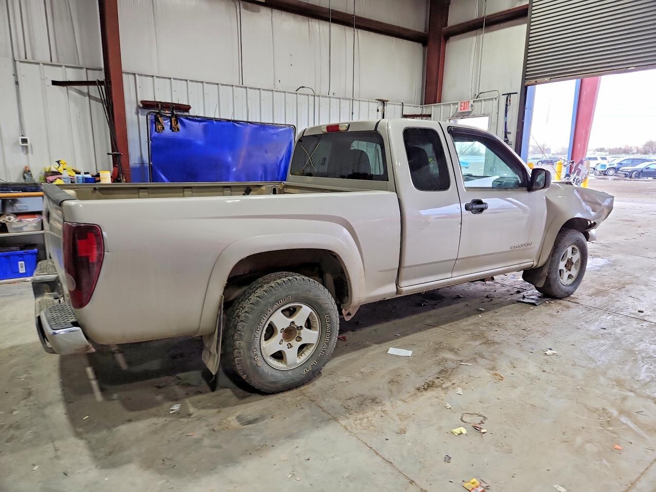 2004 GMC Canyon - Image 3