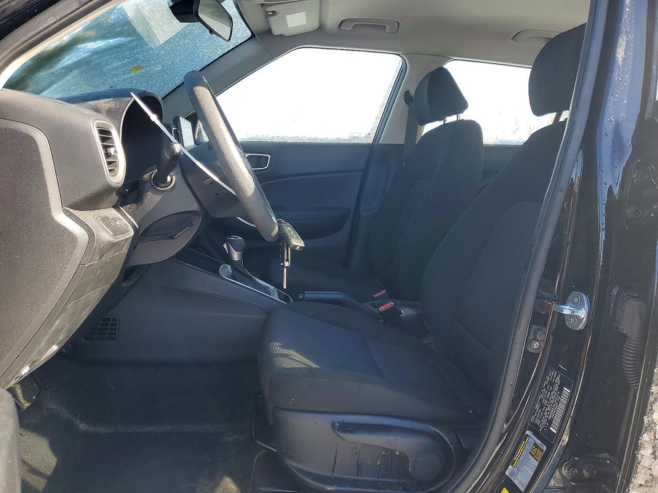 2020 Hyundai Venue Se - Image 7