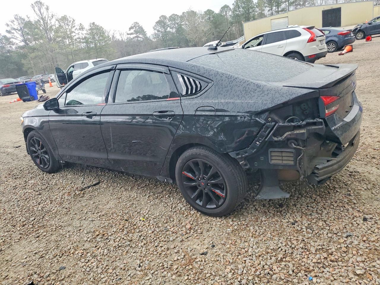 2017 Ford Fusion Se - Фото 2