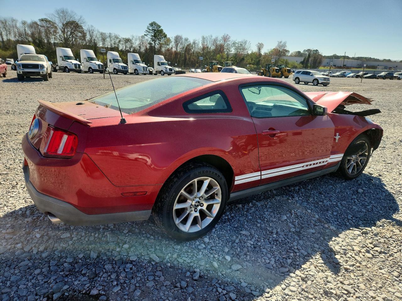 2010 Ford Mustang - Image 3