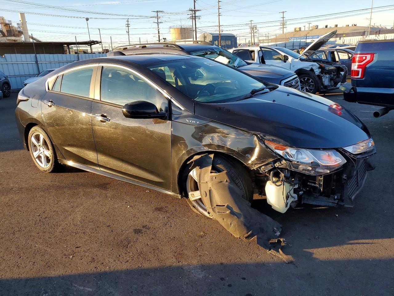 2017 Chevrolet Volt - Фото 4
