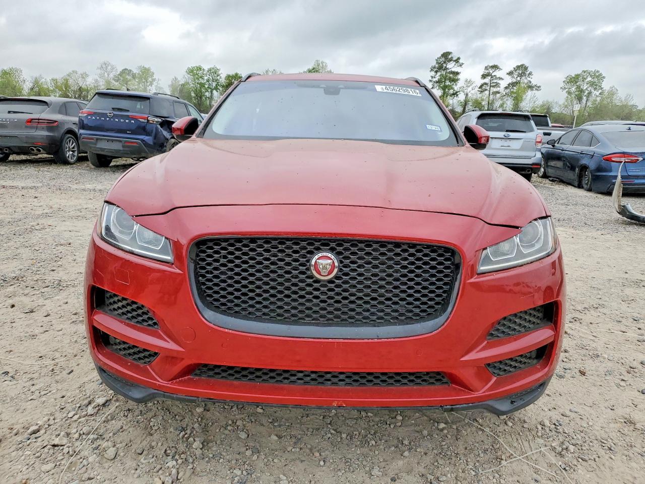 2018 Jaguar F-Pace Premium - Image 5