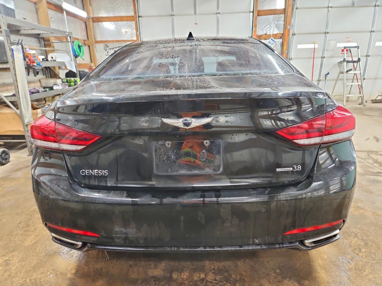 2015 Hyundai Genesis 3.8L - Фото 6