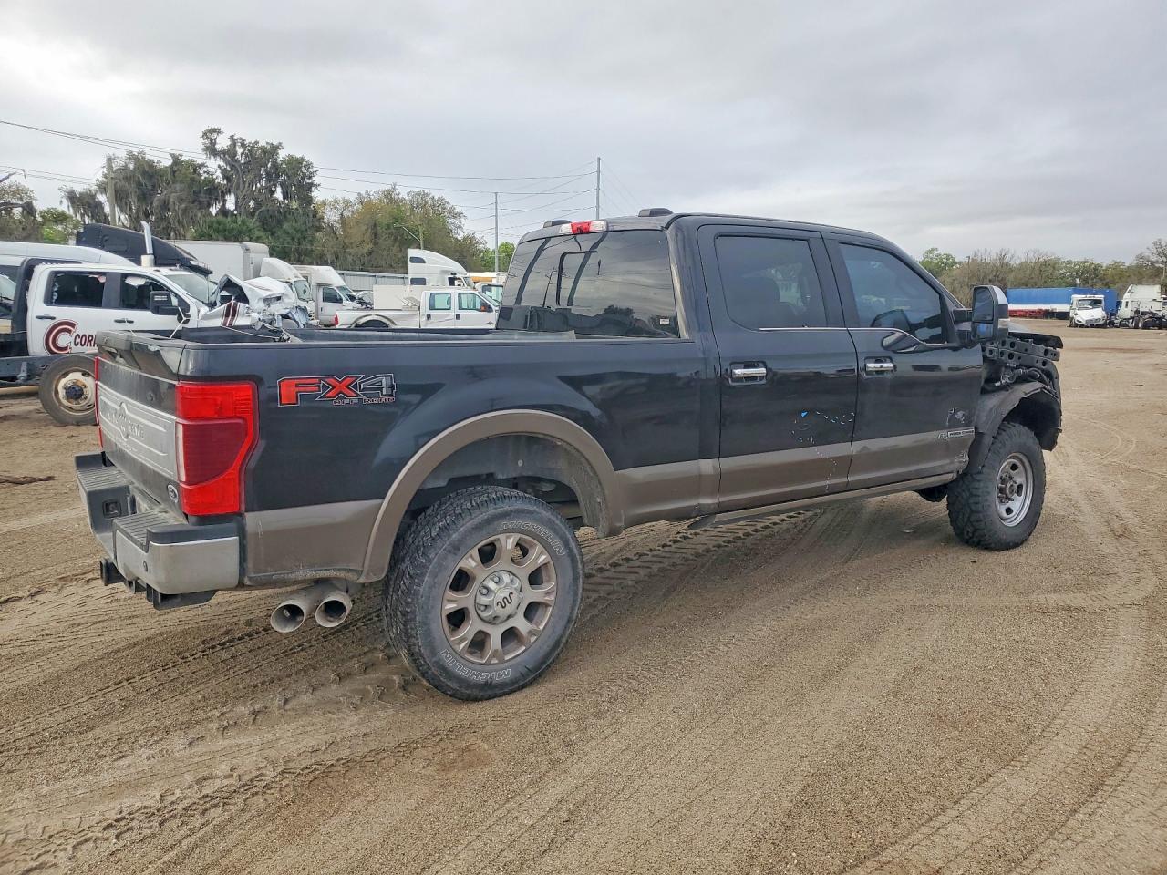 2020 Ford F350 Super Duty - Image 3