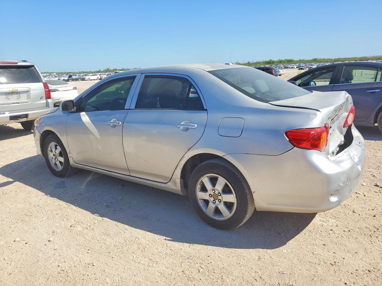 2010 Toyota Corolla Le - Image 2