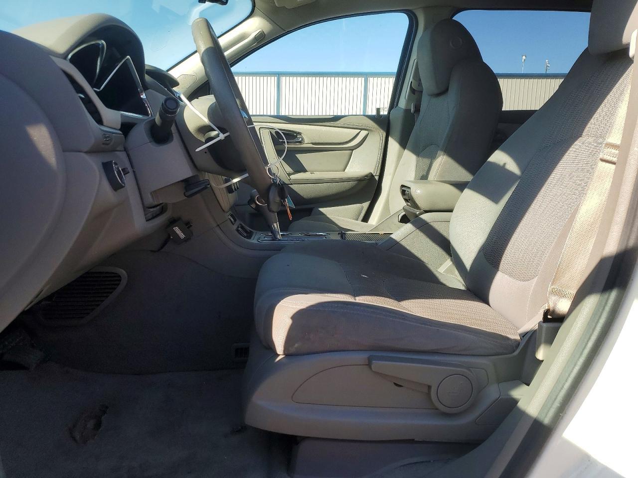 2015 Chevrolet Traverse Ls - Image 7