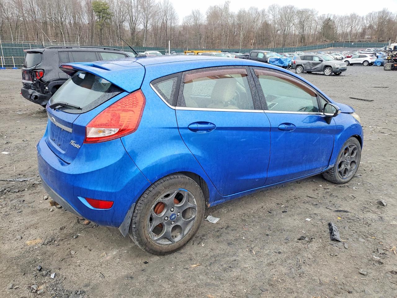 2011 Ford Fiesta Ses - Image 3