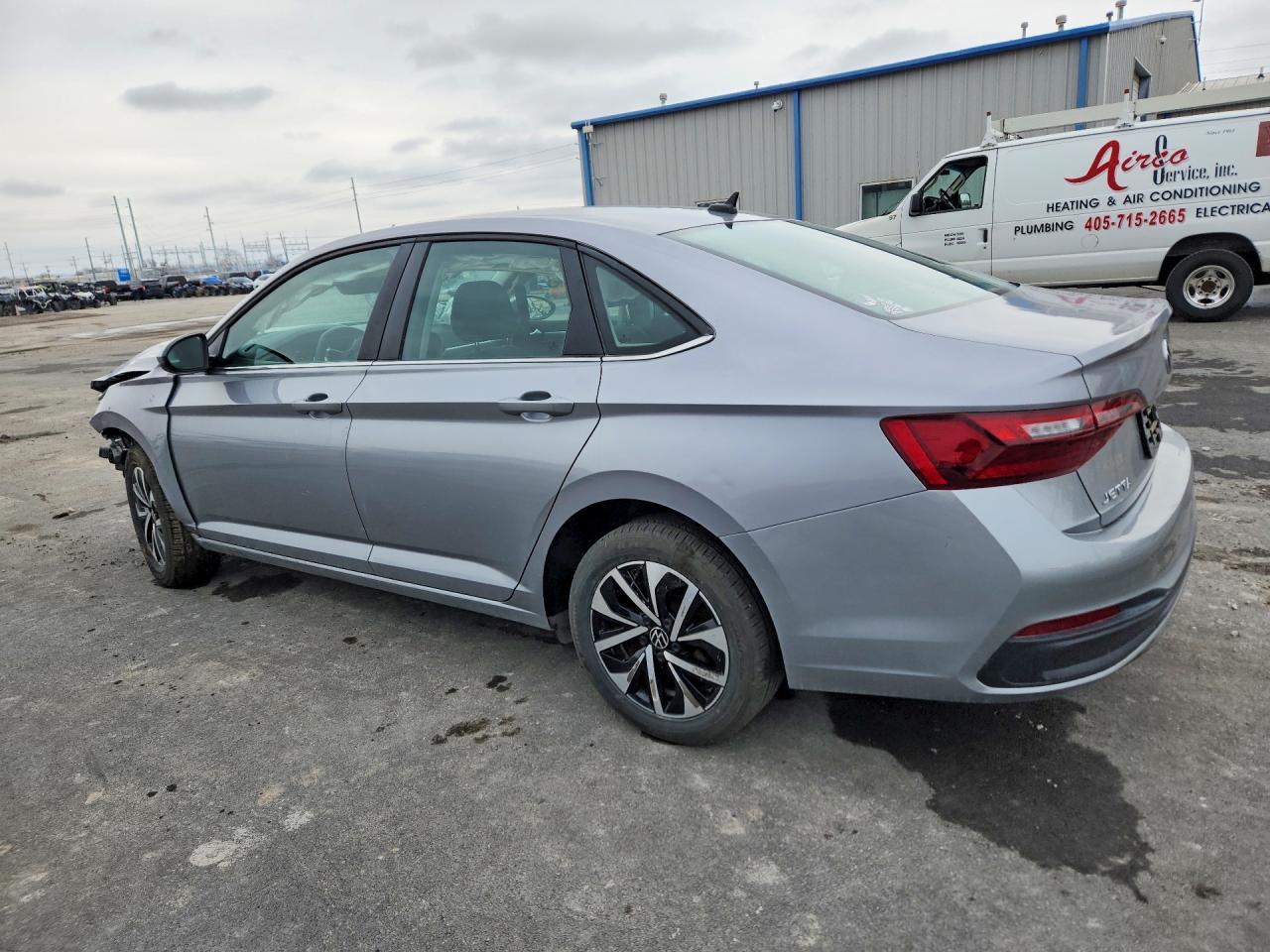 2024 Volkswagen Jetta S - Фото 2
