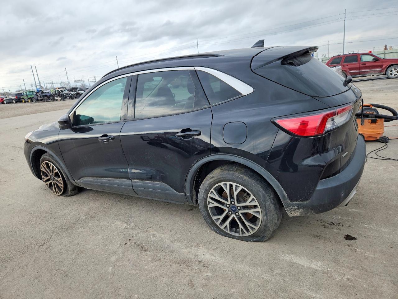 2020 Ford Escape Sel - Image 2