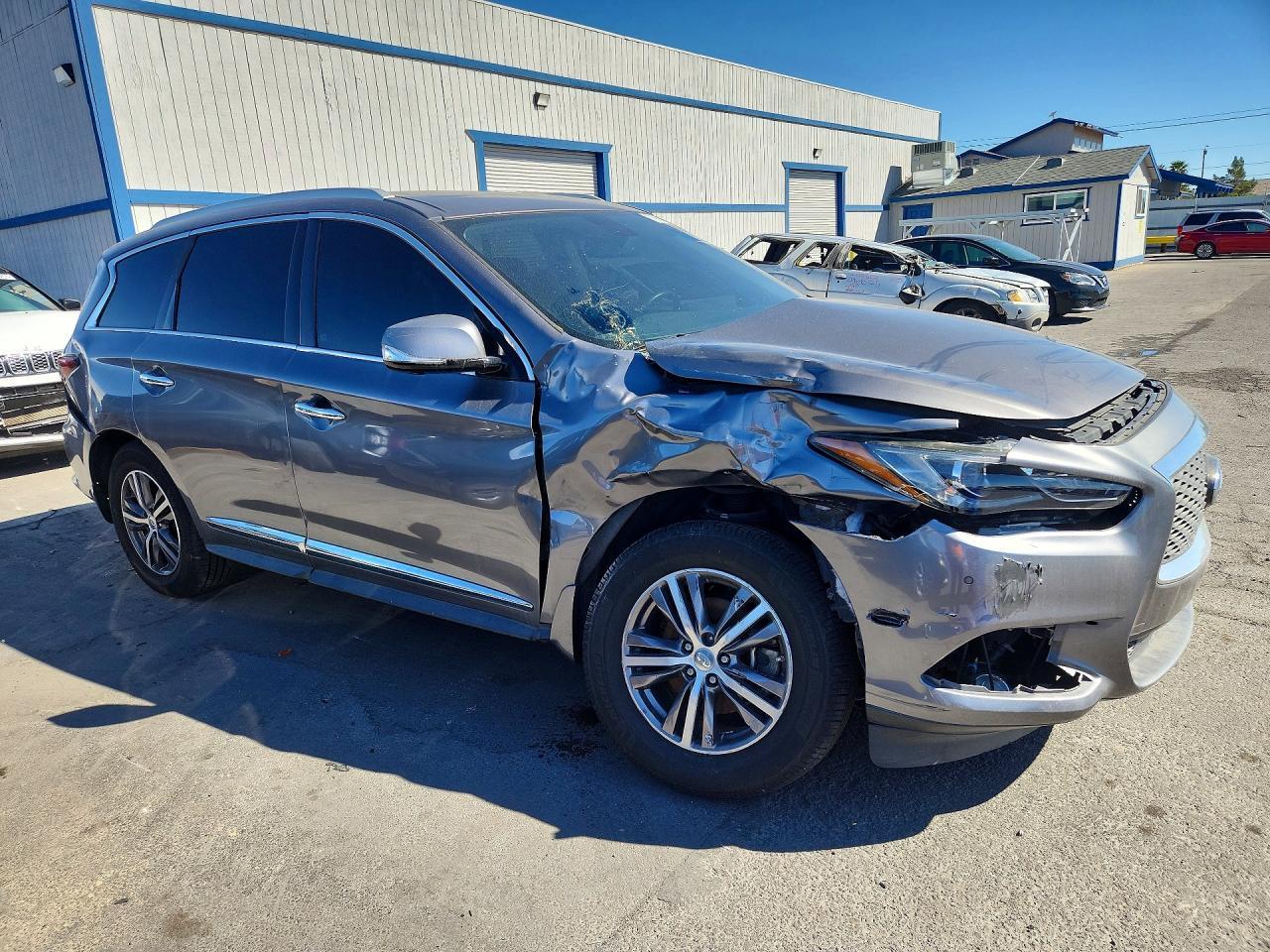 2017 Infiniti Qx60 Base - Фото 4