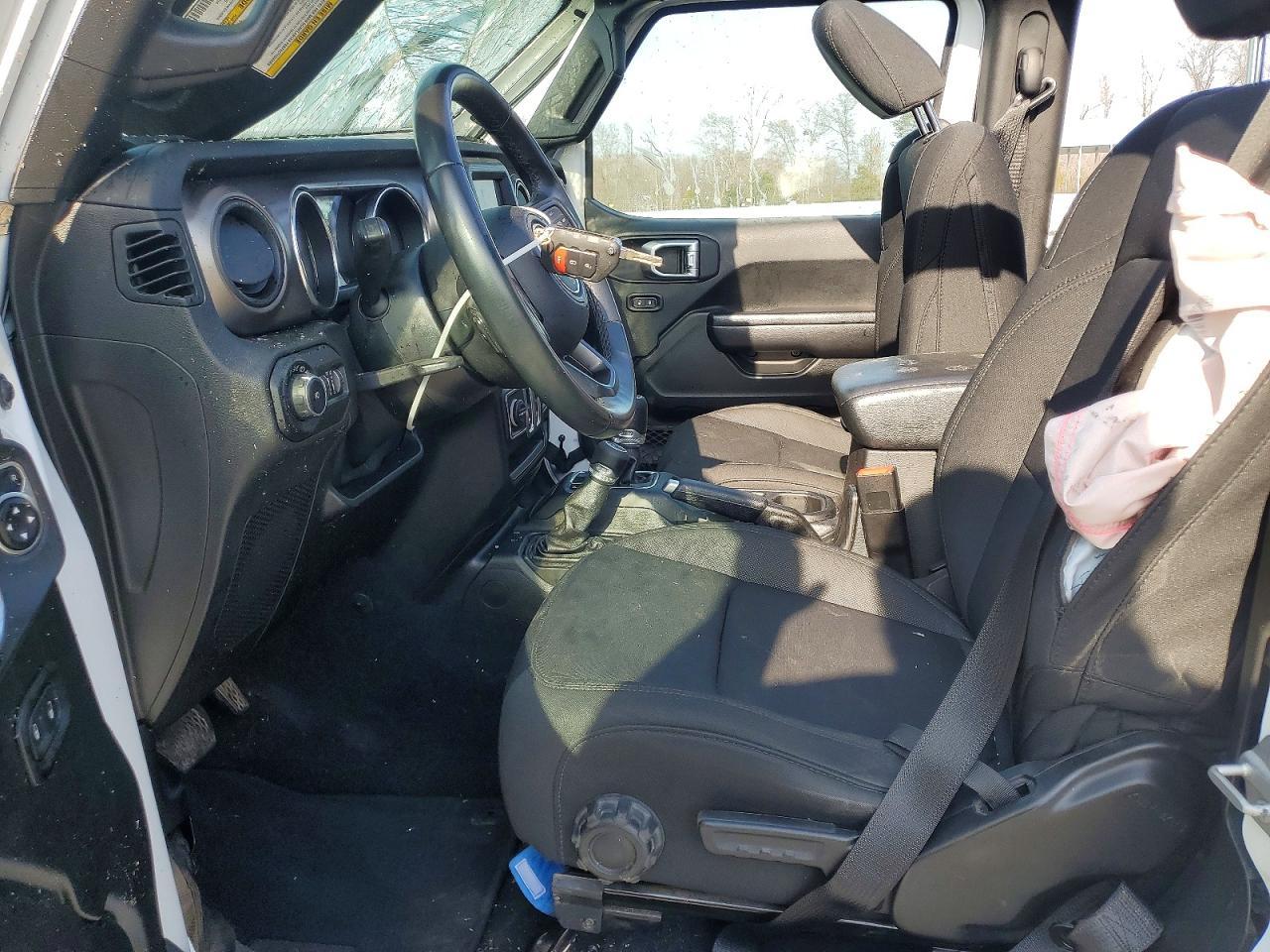 2020 Jeep Wrangler Sport - Фото 7