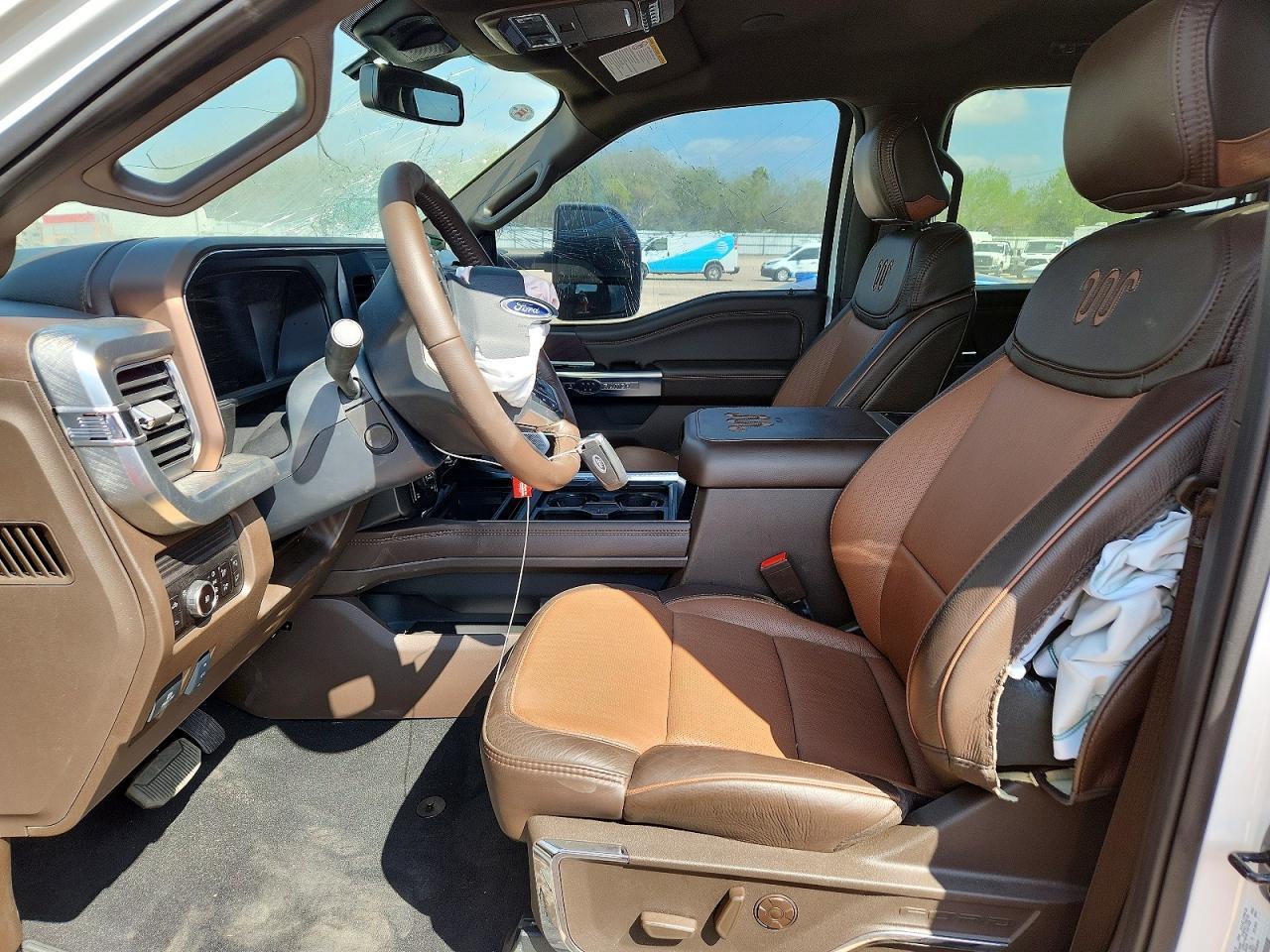 2025 Ford F350 Super Duty - Фото 7