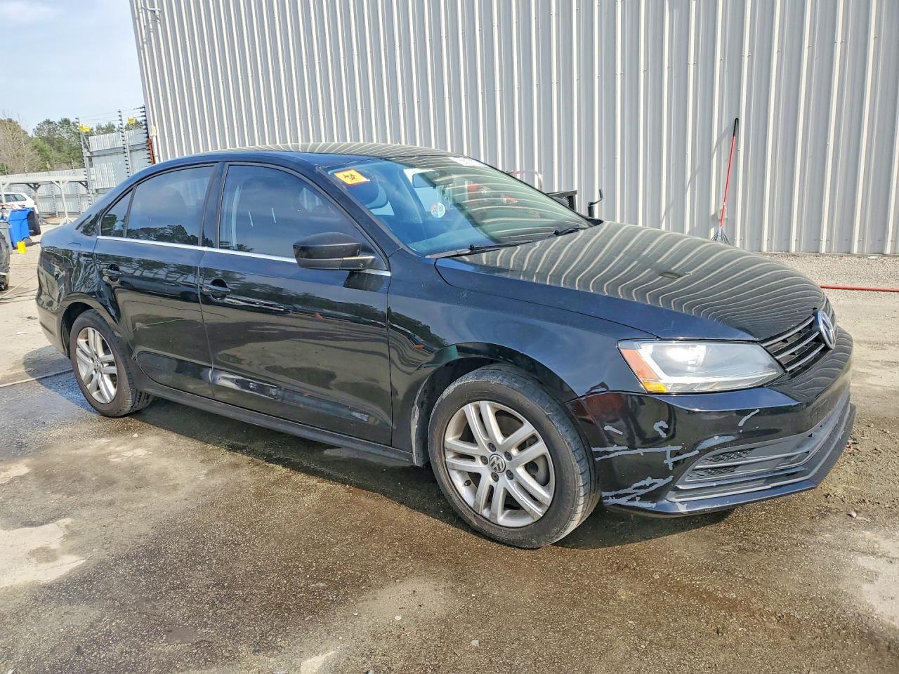 2017 Volkswagen Jetta S - Фото 4