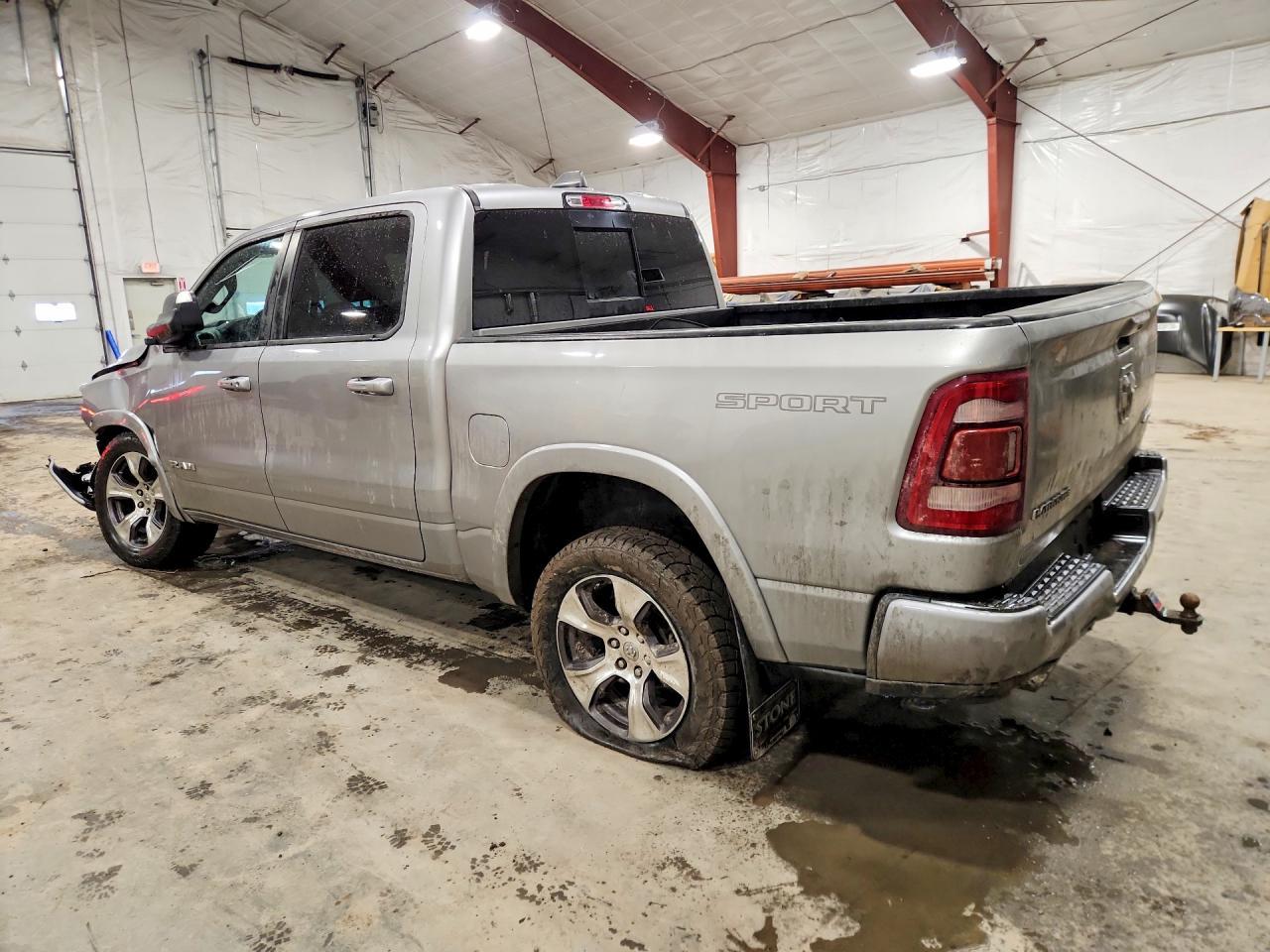 2022 Ram 1500 Laramie - Фото 2