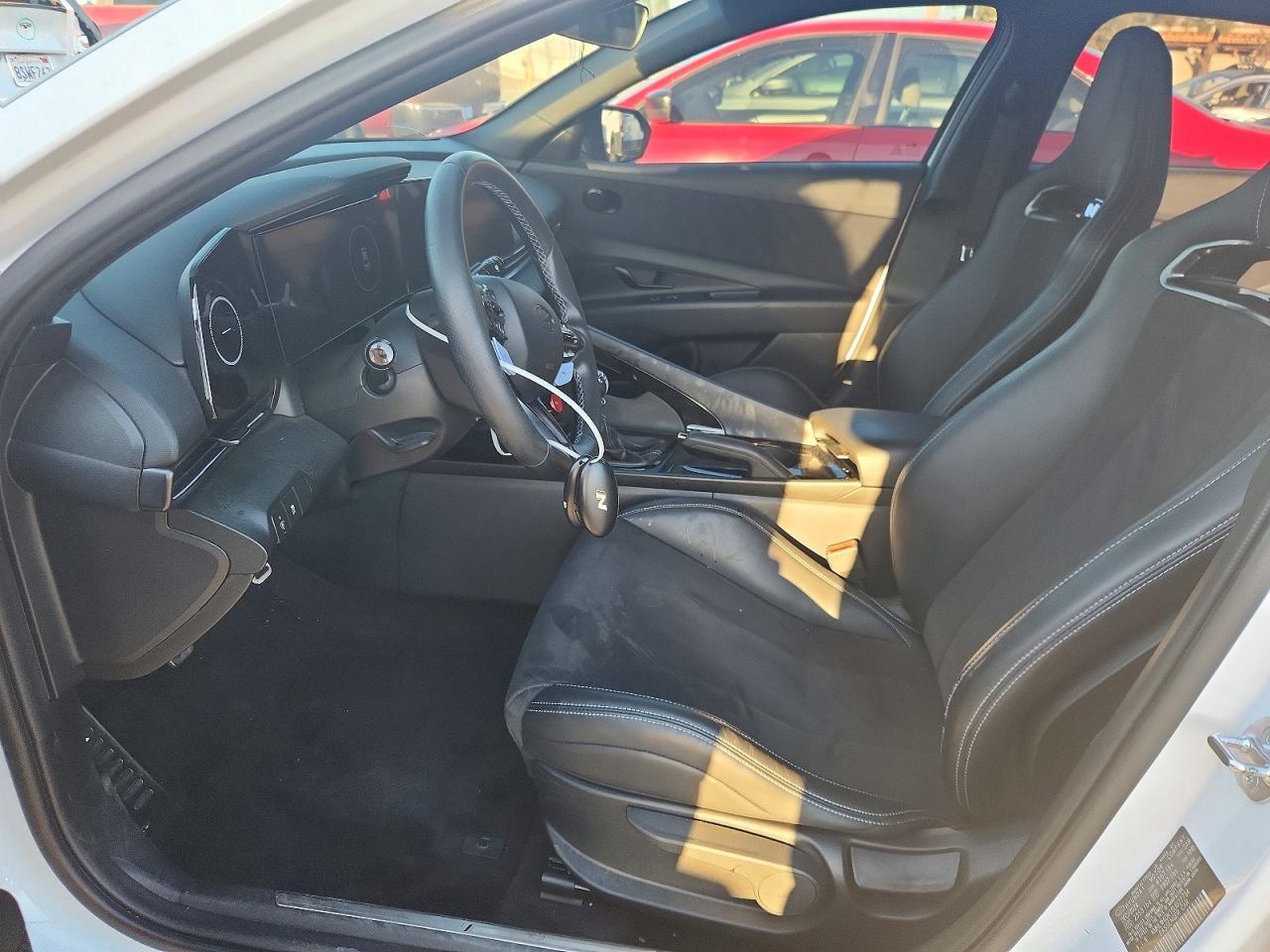 2025 Hyundai Elantra N Base - Фото 7