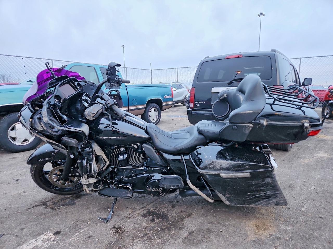 2021 Harley-Davidson Fltrk - Фото 3