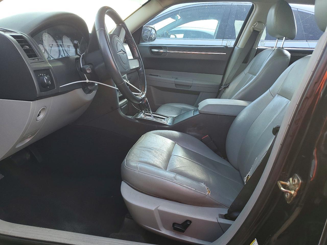 2006 Chrysler 300 Touring - Фото 7