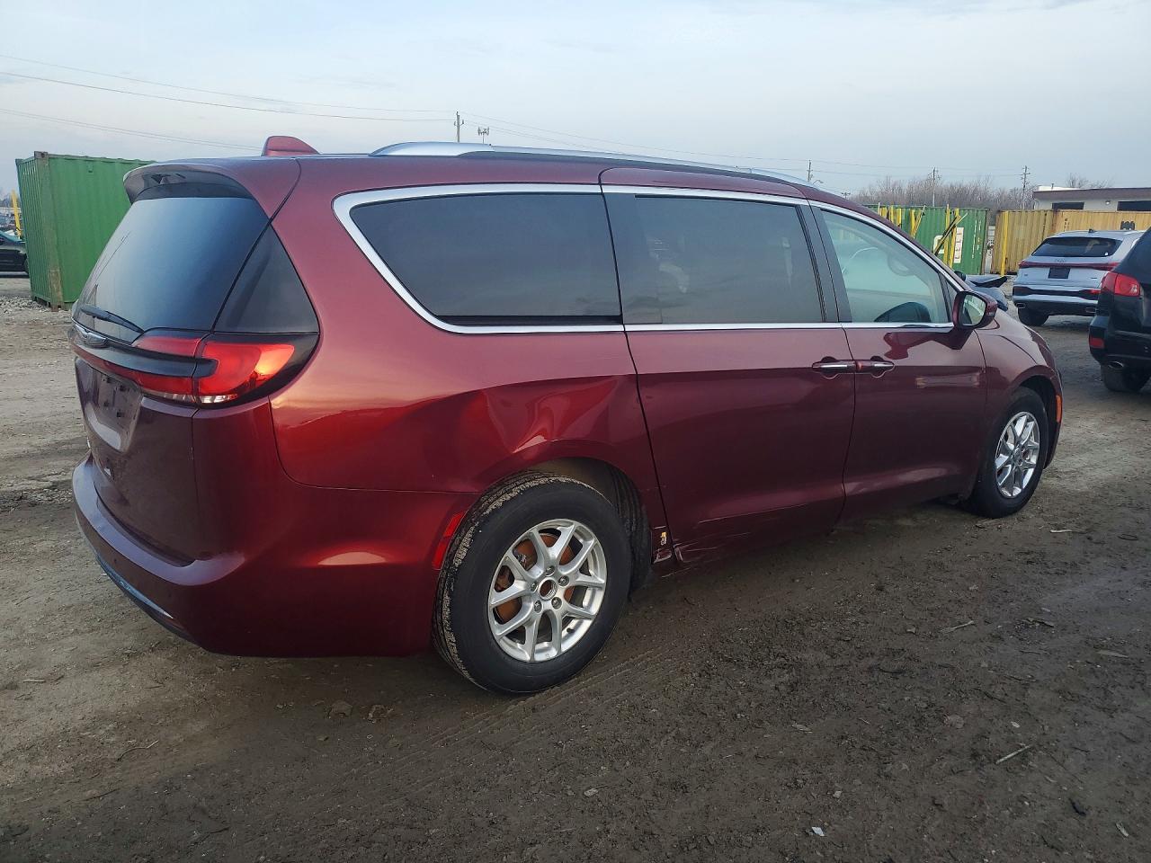 2021 Chrysler Pacifica Touring L - Image 3
