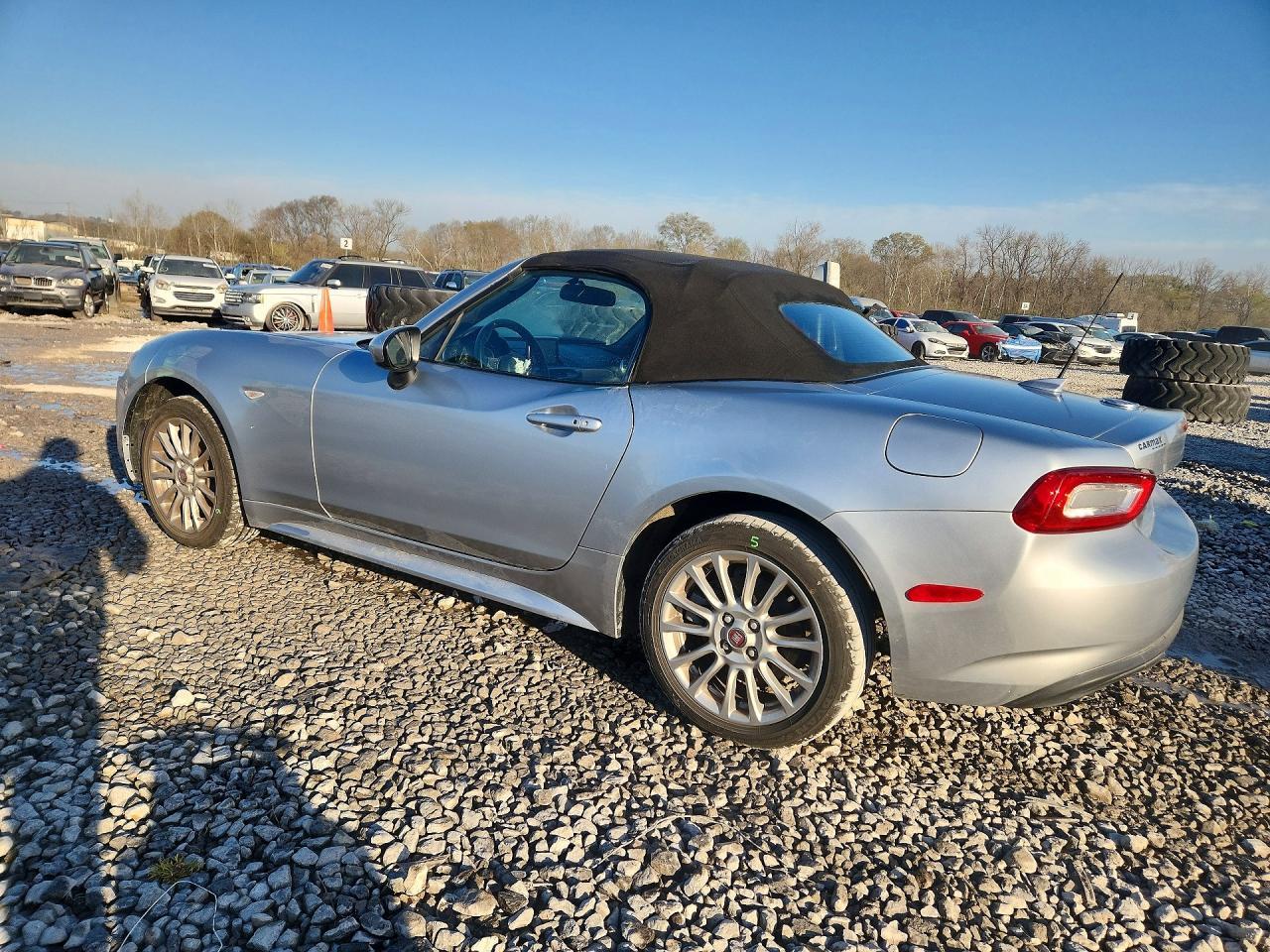 2018 Fiat 124 Spider Classica - Image 2