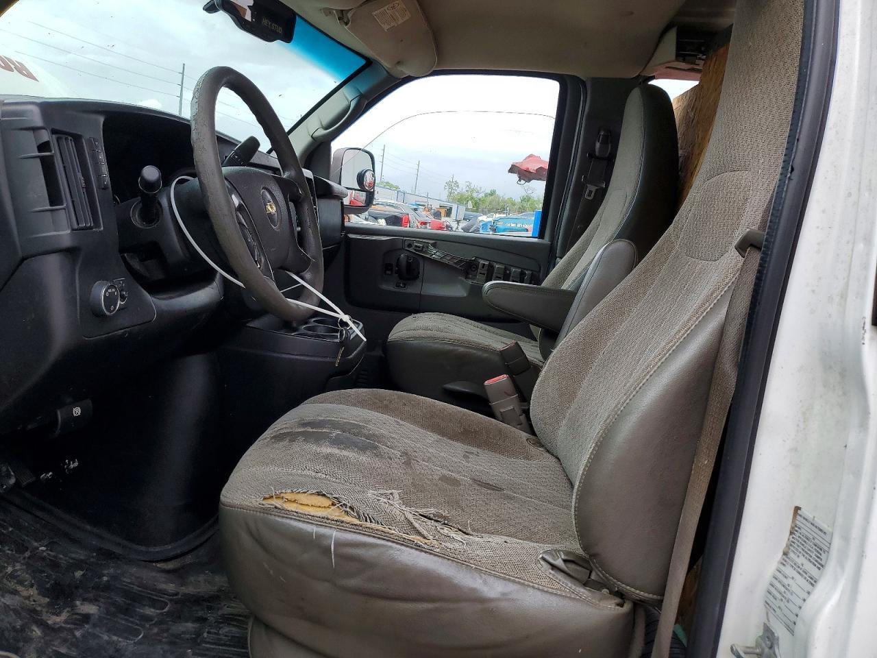 2012 Chevrolet Express G2500 - Фото 7