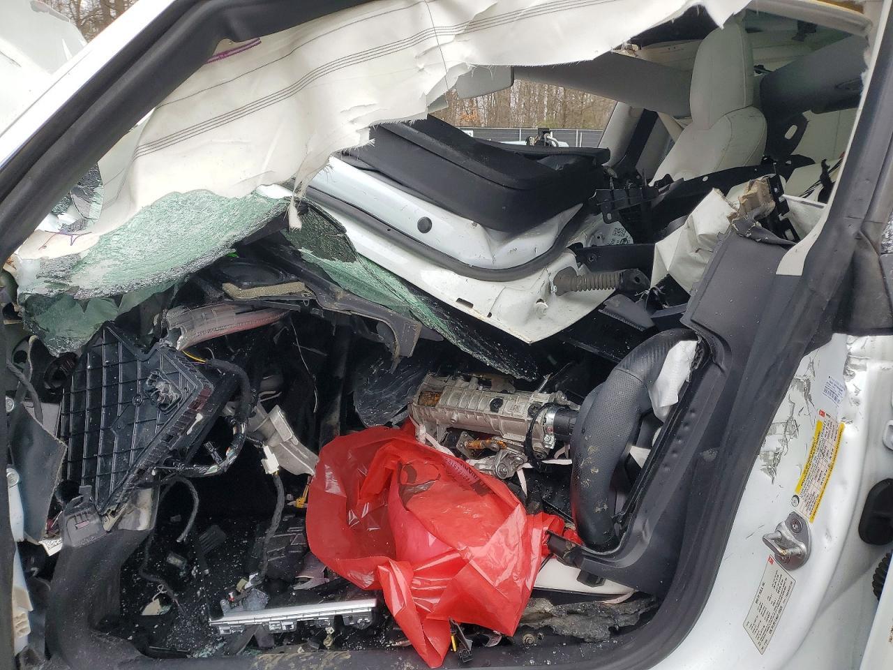 2018 Tesla Model 3 - Image 7