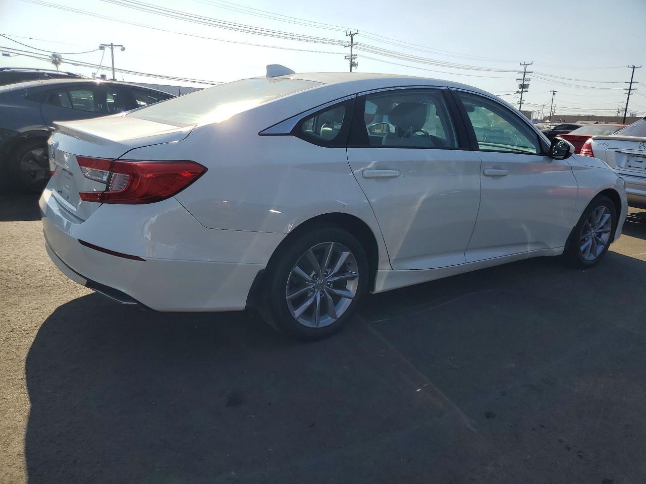 2021 Honda Accord Lx - Фото 3