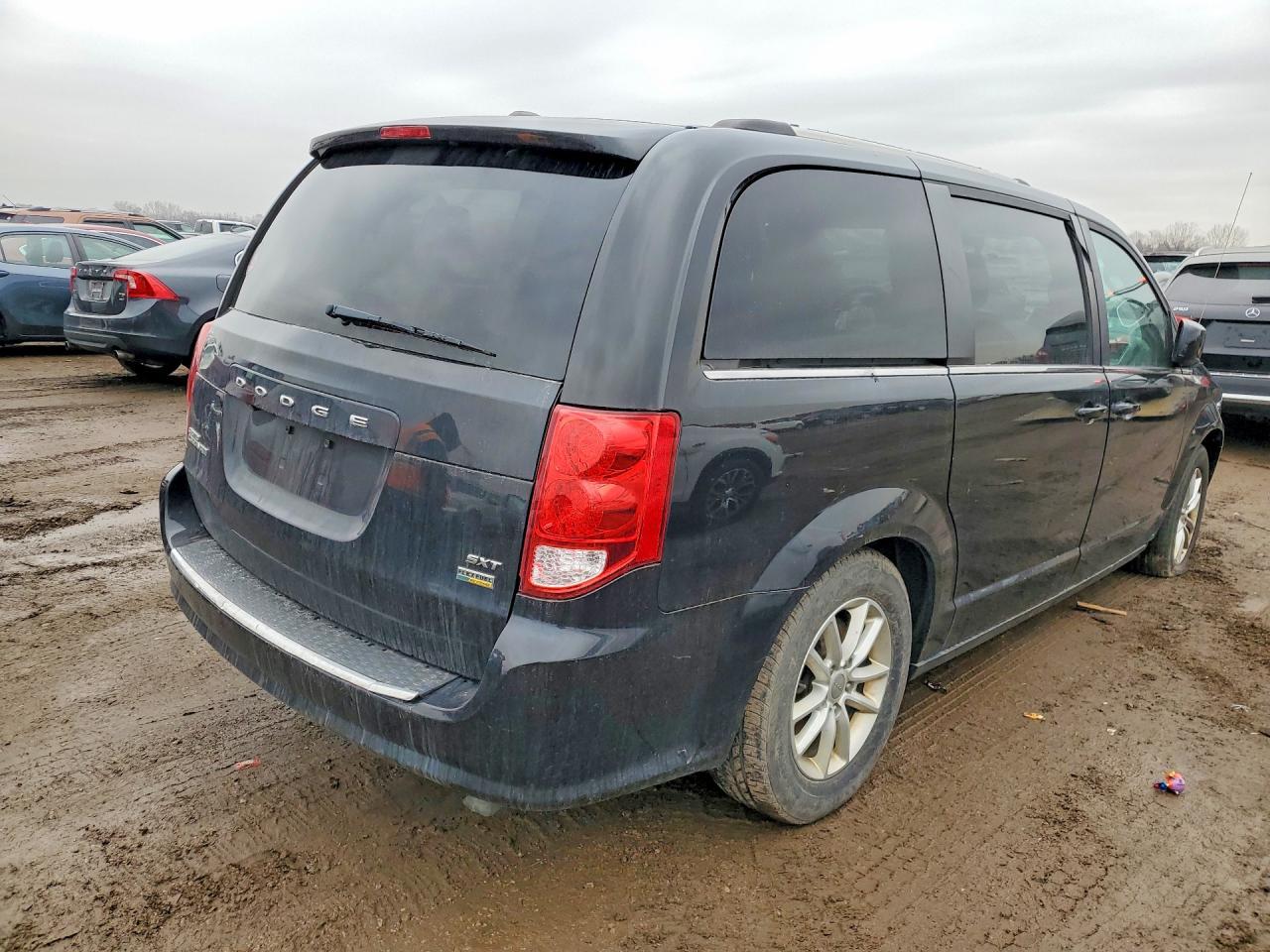 2018 Dodge Grand Caravan Sxt - Фото 3