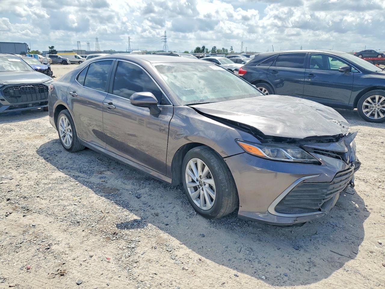 2024 Toyota Camry Le - Фото 4