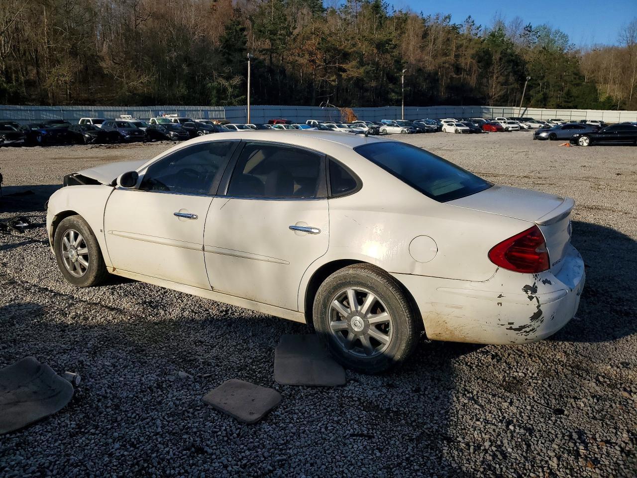 2007 Buick Lacrosse Cxl - Image 2