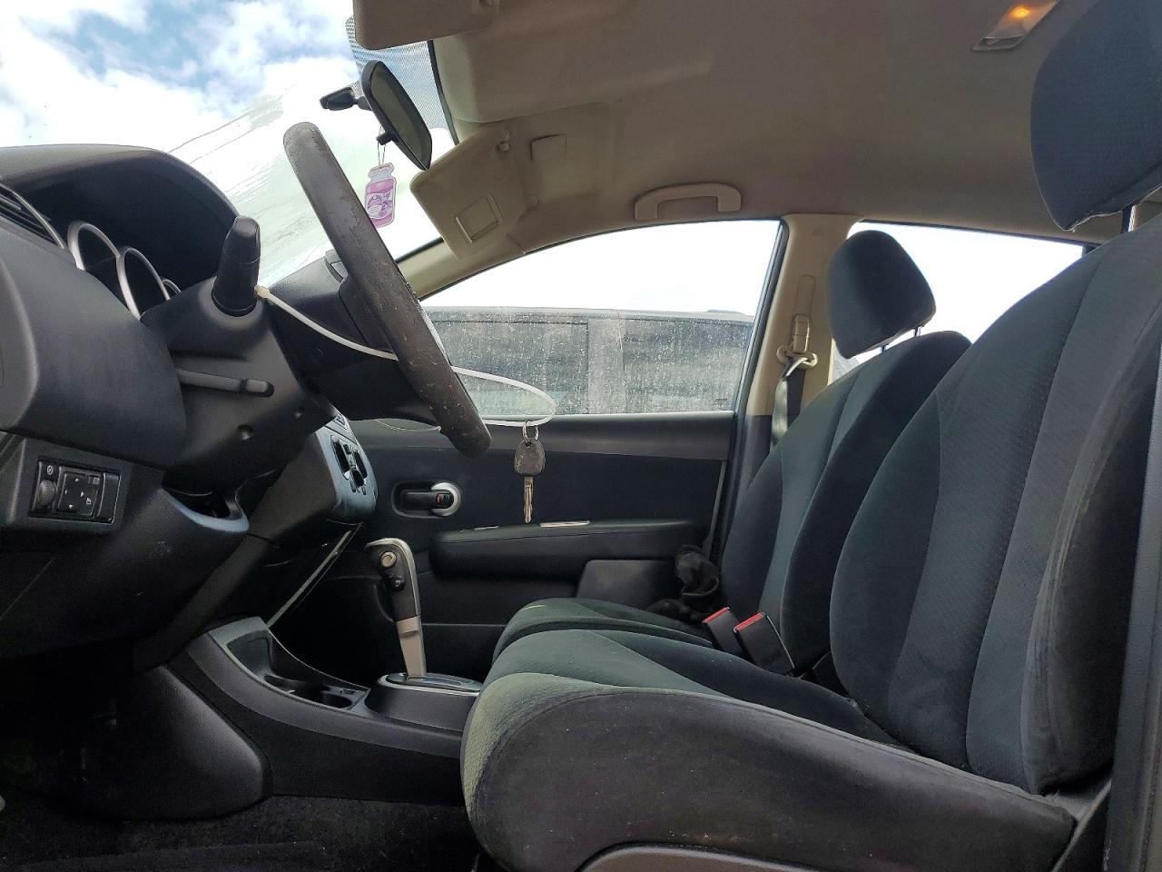 2011 Nissan Versa 1.8 S - Фото 7