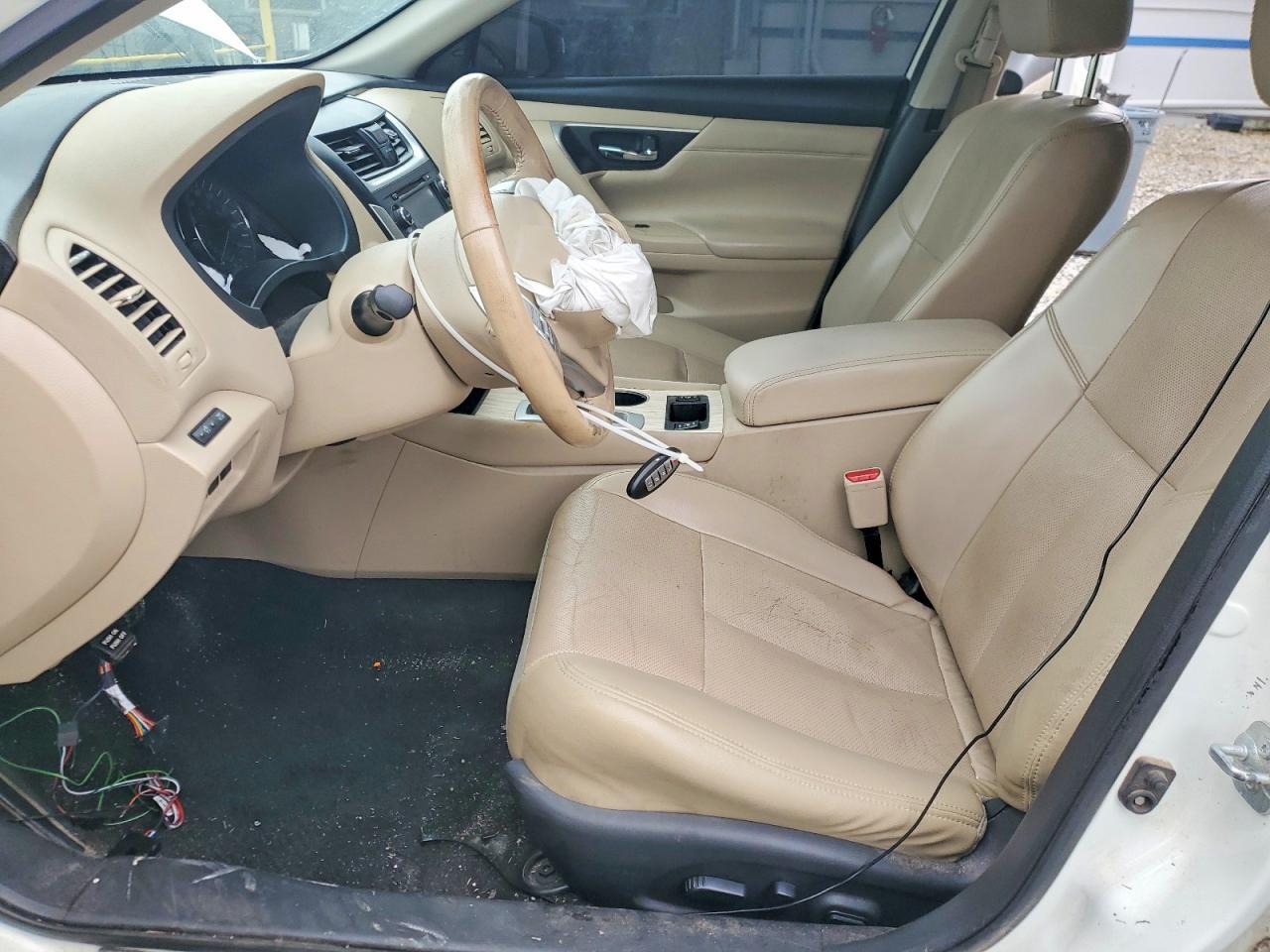 2016 Nissan Altima 2.5 - Image 7