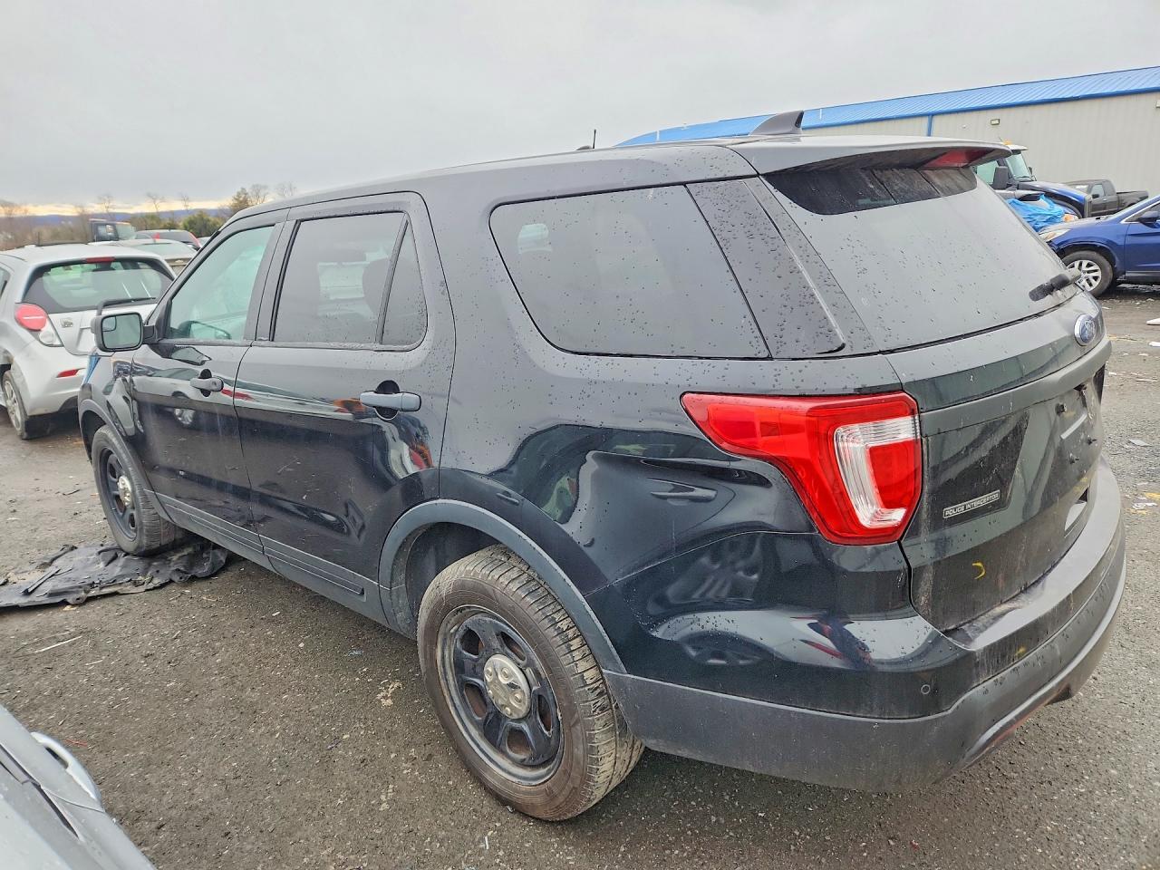 2017 Ford Explorer Police Interceptor - Фото 2