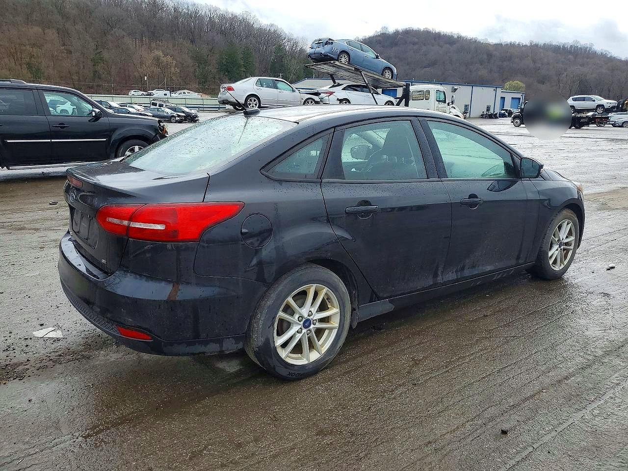 2016 Ford Focus Se - Фото 3