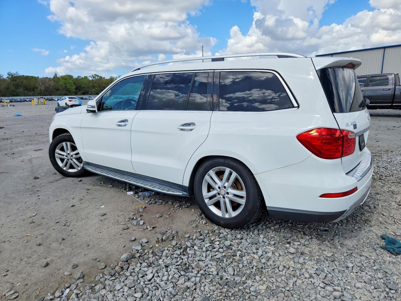 2016 Mercedes-Benz Gl 450 4Matic - Image 2