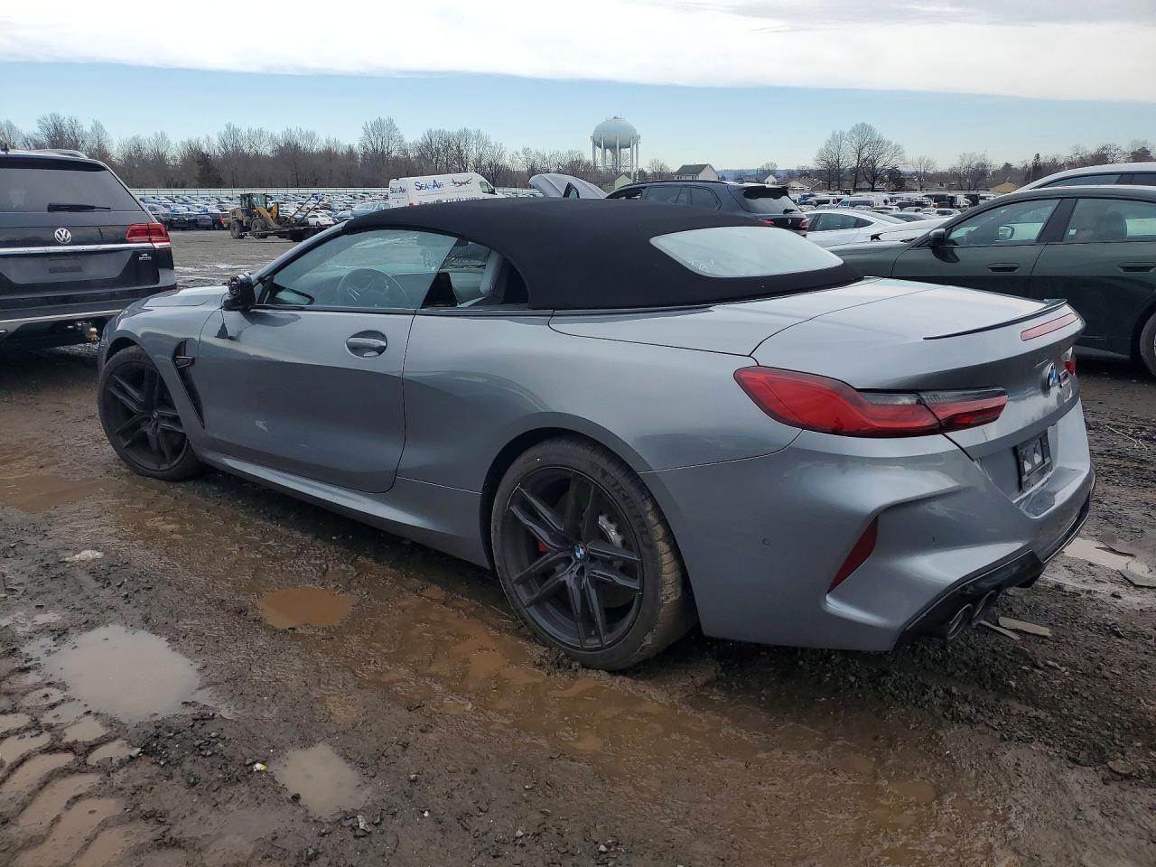 2024 BMW M8 - Фото 2