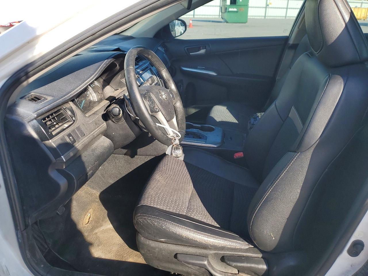 2014 Toyota Camry Se - Image 7