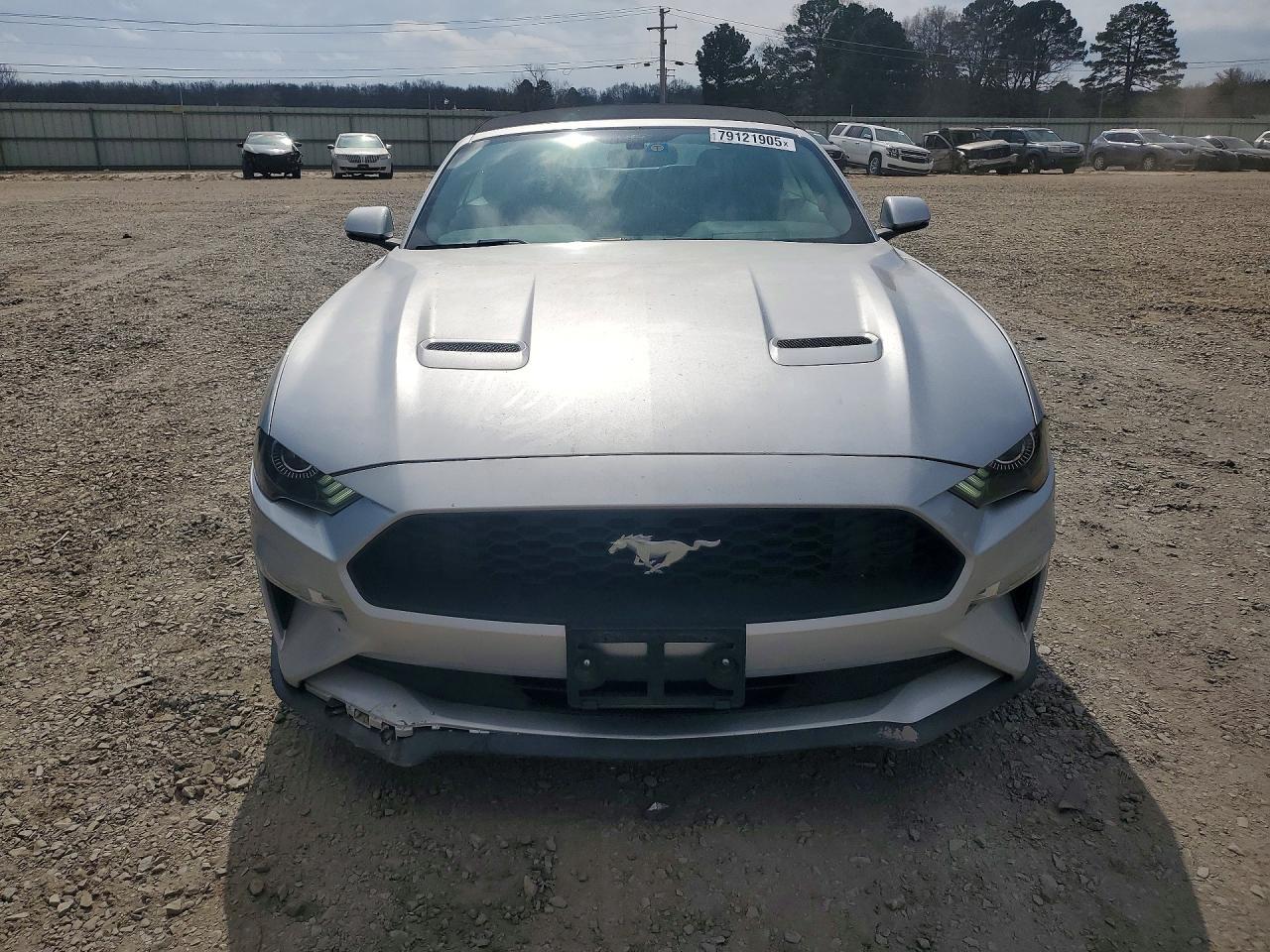 2019 Ford Mustang - Image 5