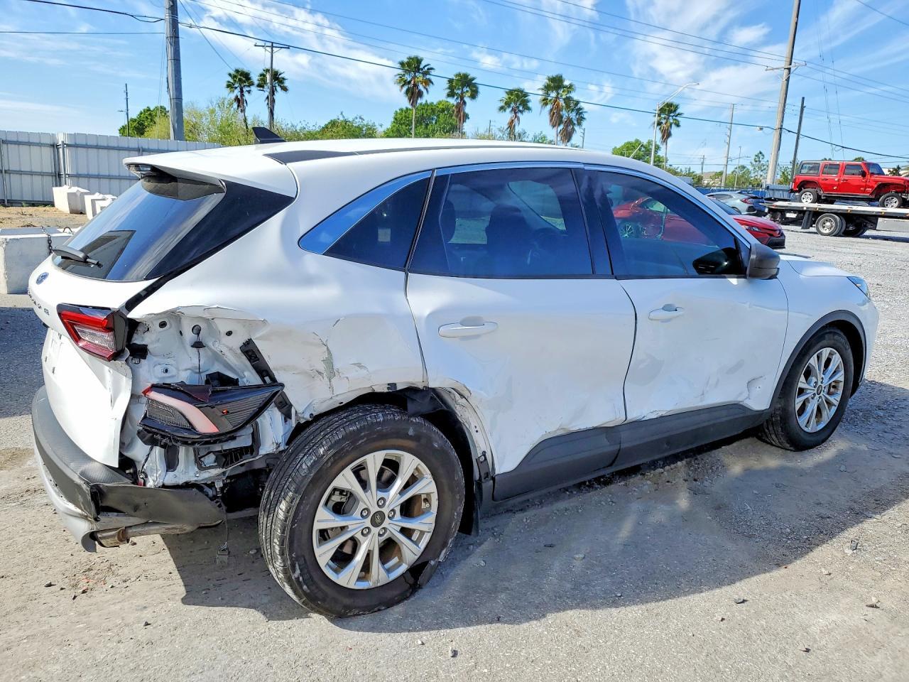 2024 Ford Escape Active - Фото 3
