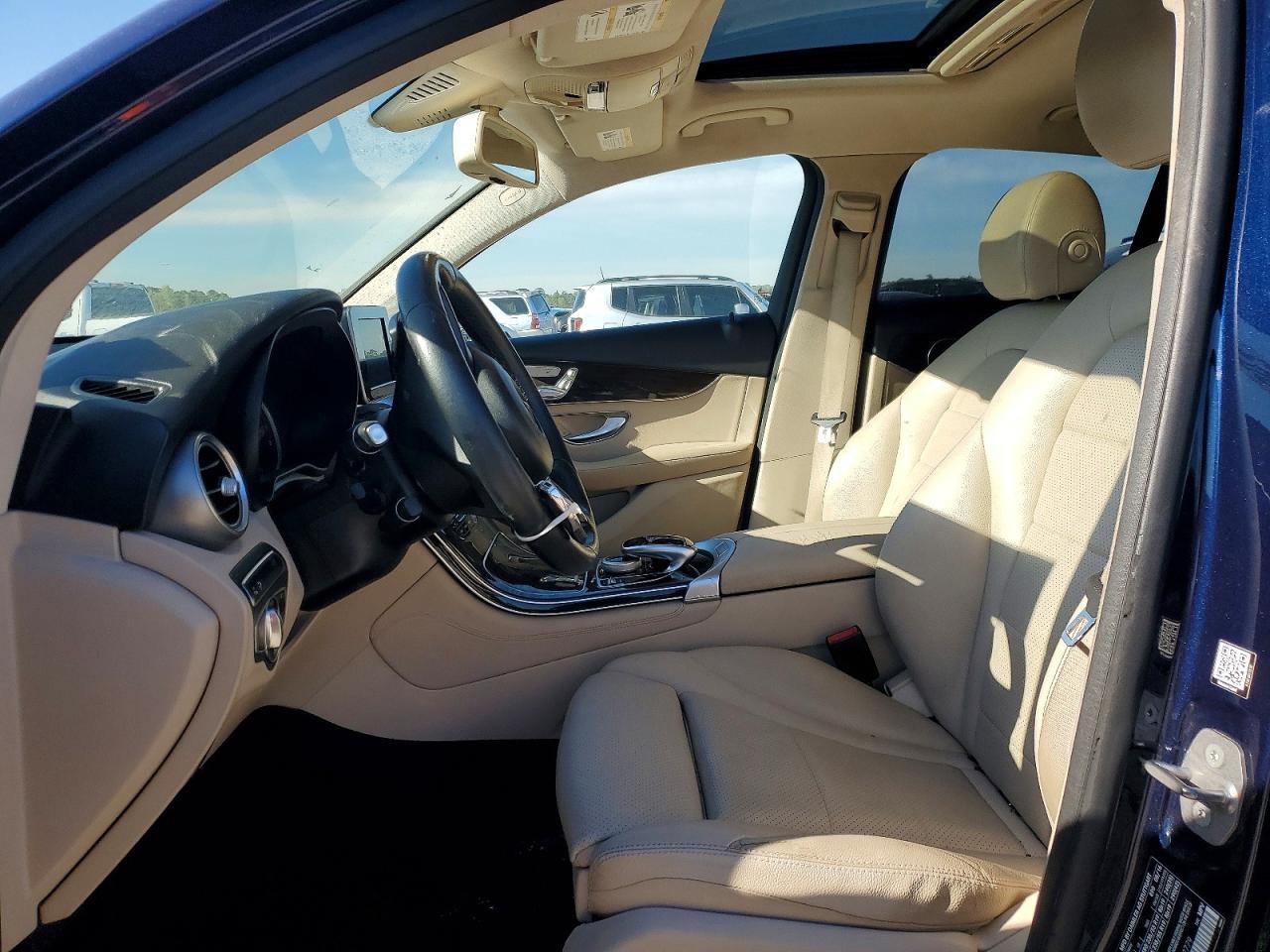 2017 Mercedes-Benz Glc Coupe 300 4Matic - Image 7