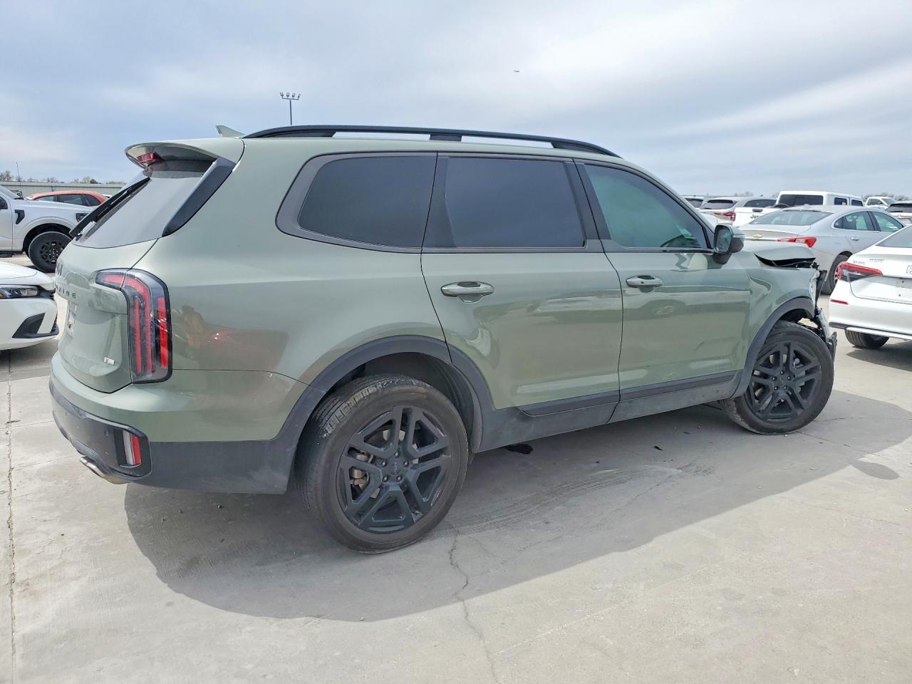 2025 Kia Telluride Ex X-Line - Фото 3