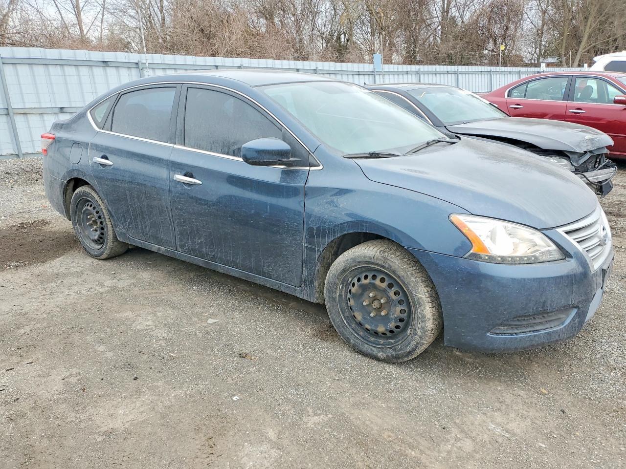 2014 Nissan Sentra S - Фото 4