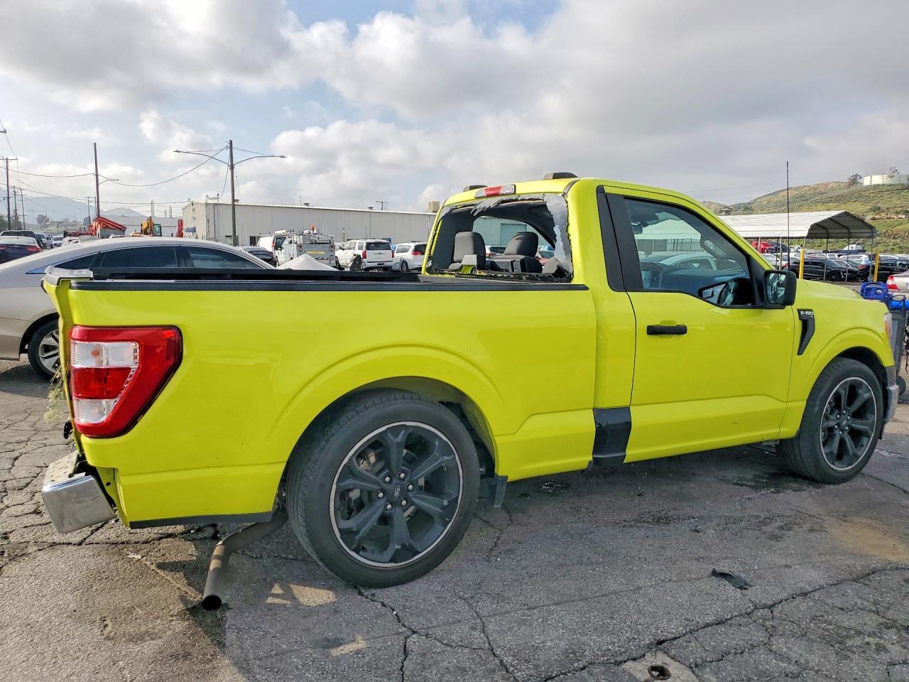2022 Ford F150 - Фото 3