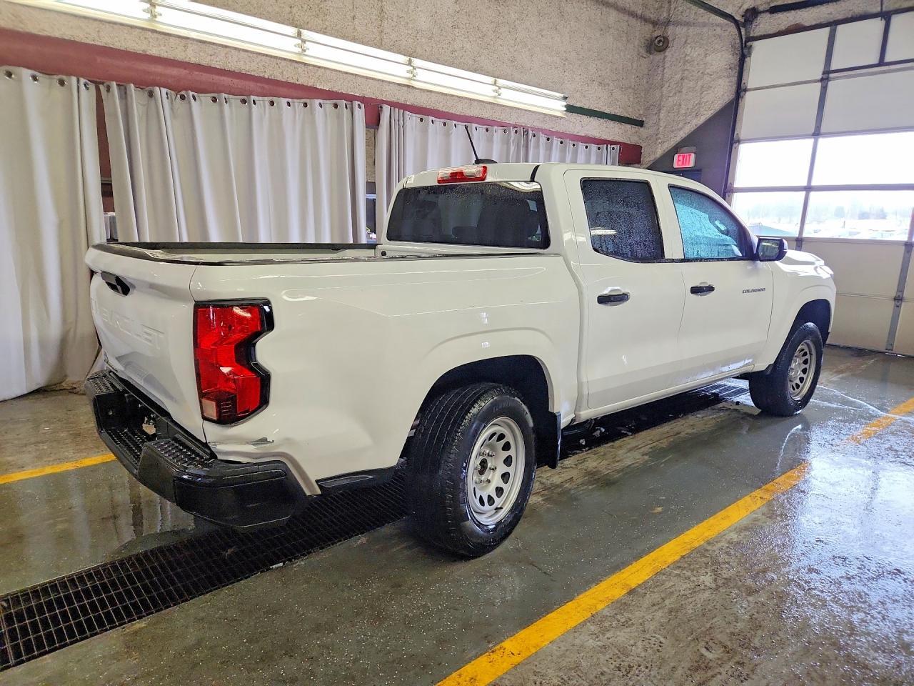 2024 Chevy Colorado - Image 3
